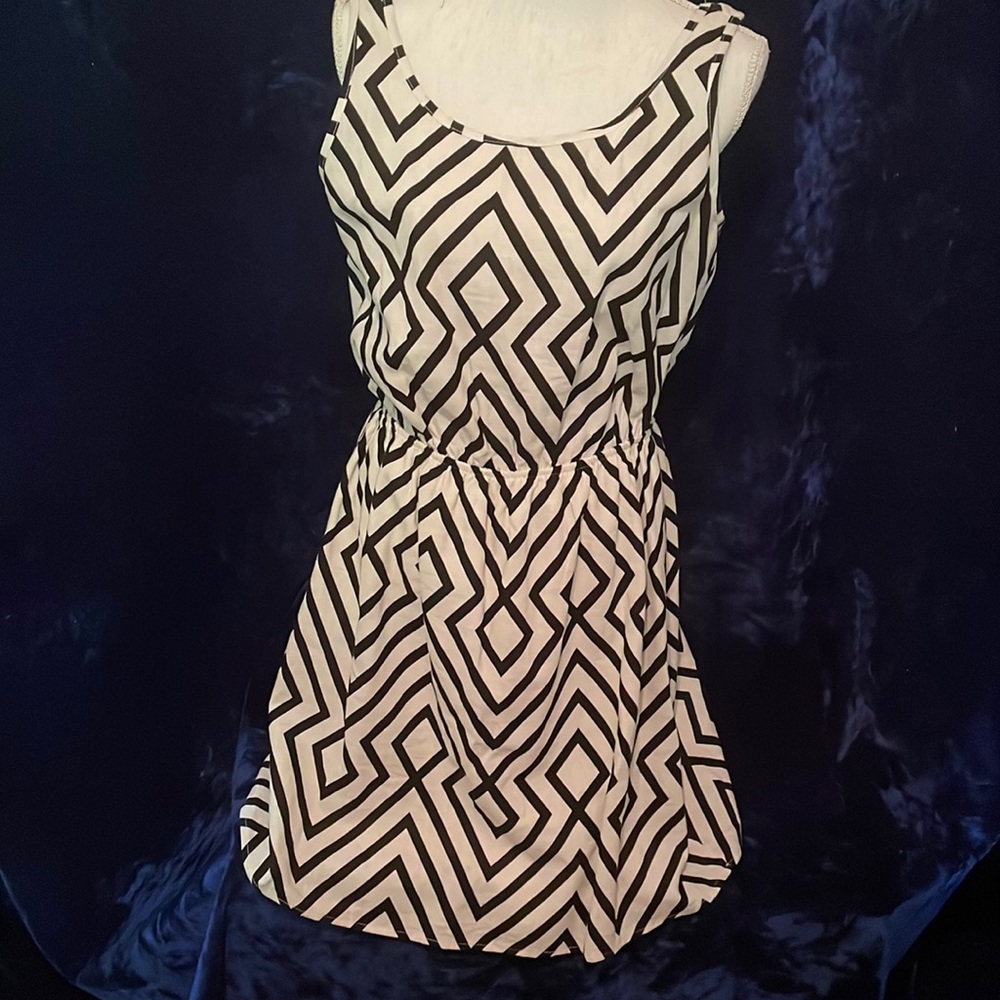 Black and white linen dress